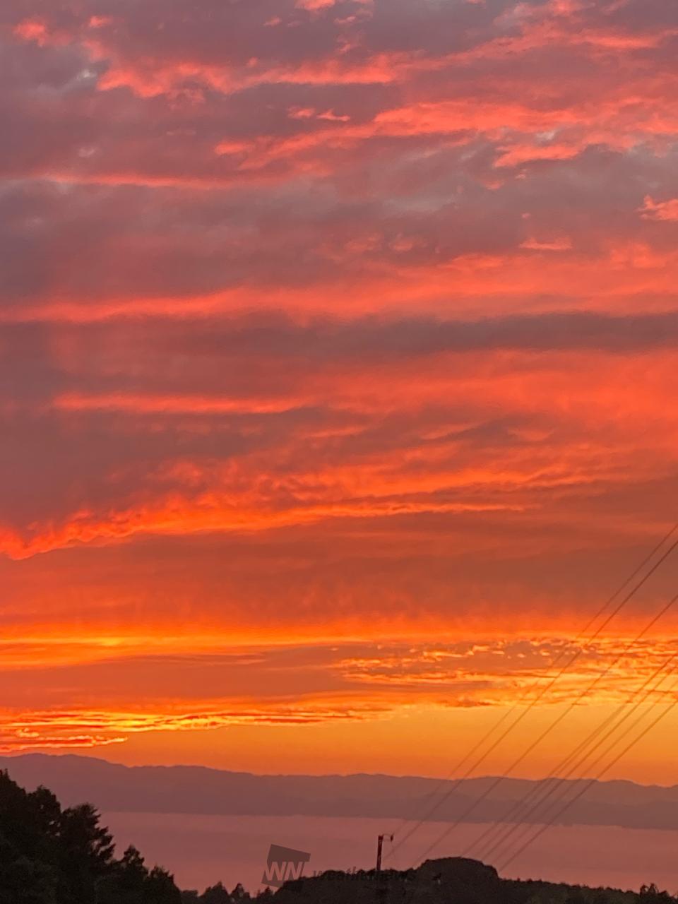 夕暮れ 郷愁感 #夕日 #日没 #夕暮れ #夕暮れ時 #夕方 #夕方の空 #マジック