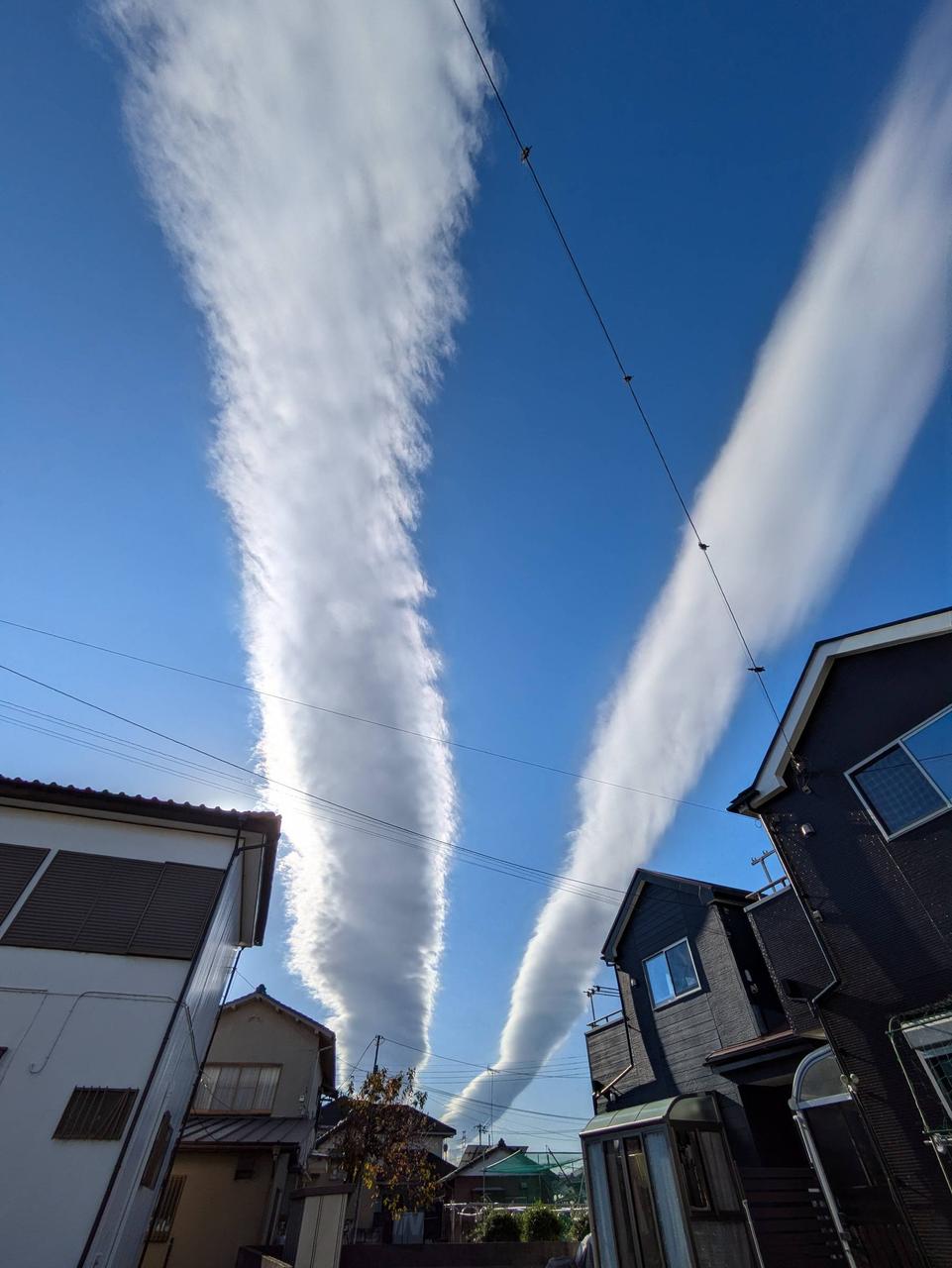 なが〜く伸びる雲 注目の空の写真 ウェザーニュース