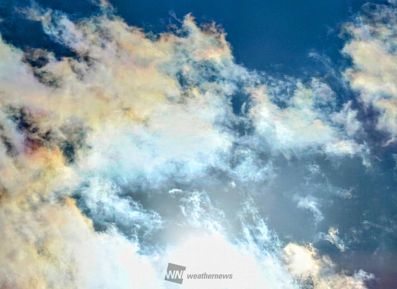 虹色の雲「彩雲」出現 注目の空の写真 ウェザーニュース