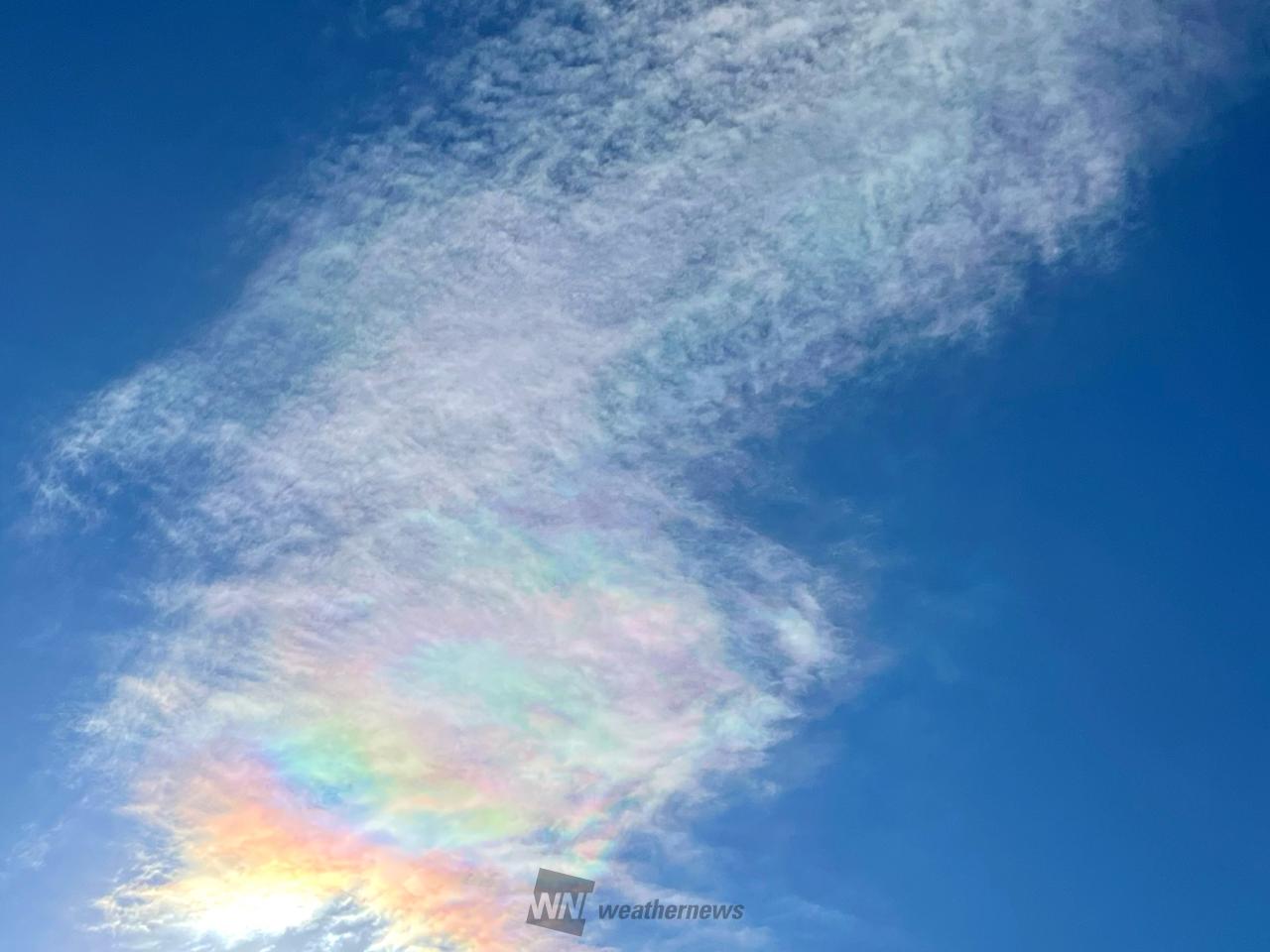 虹色に染まる雲 注目の空の写真 ウェザーニュース