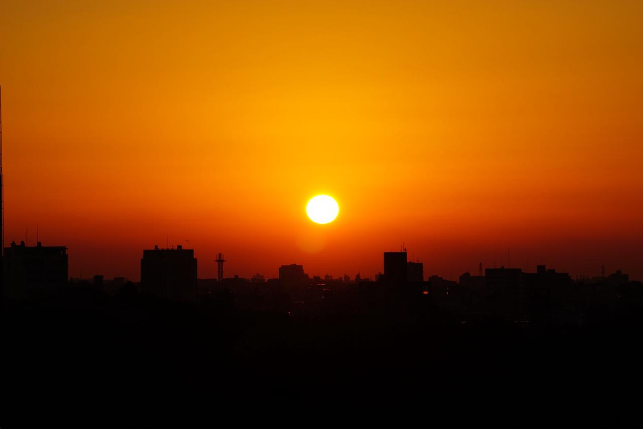 今日の日の出☀️ 注目の空の写真 ウェザーニュース