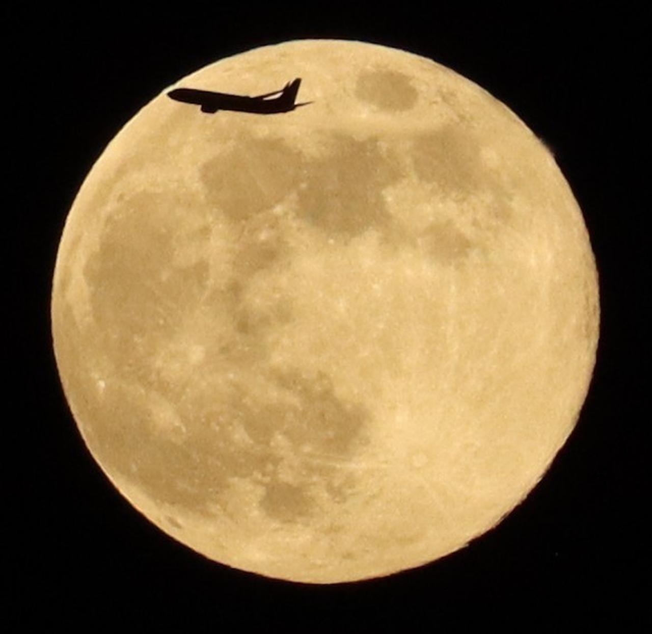 2024年最後の満月🌕 注目の空の写真 ウェザーニュース