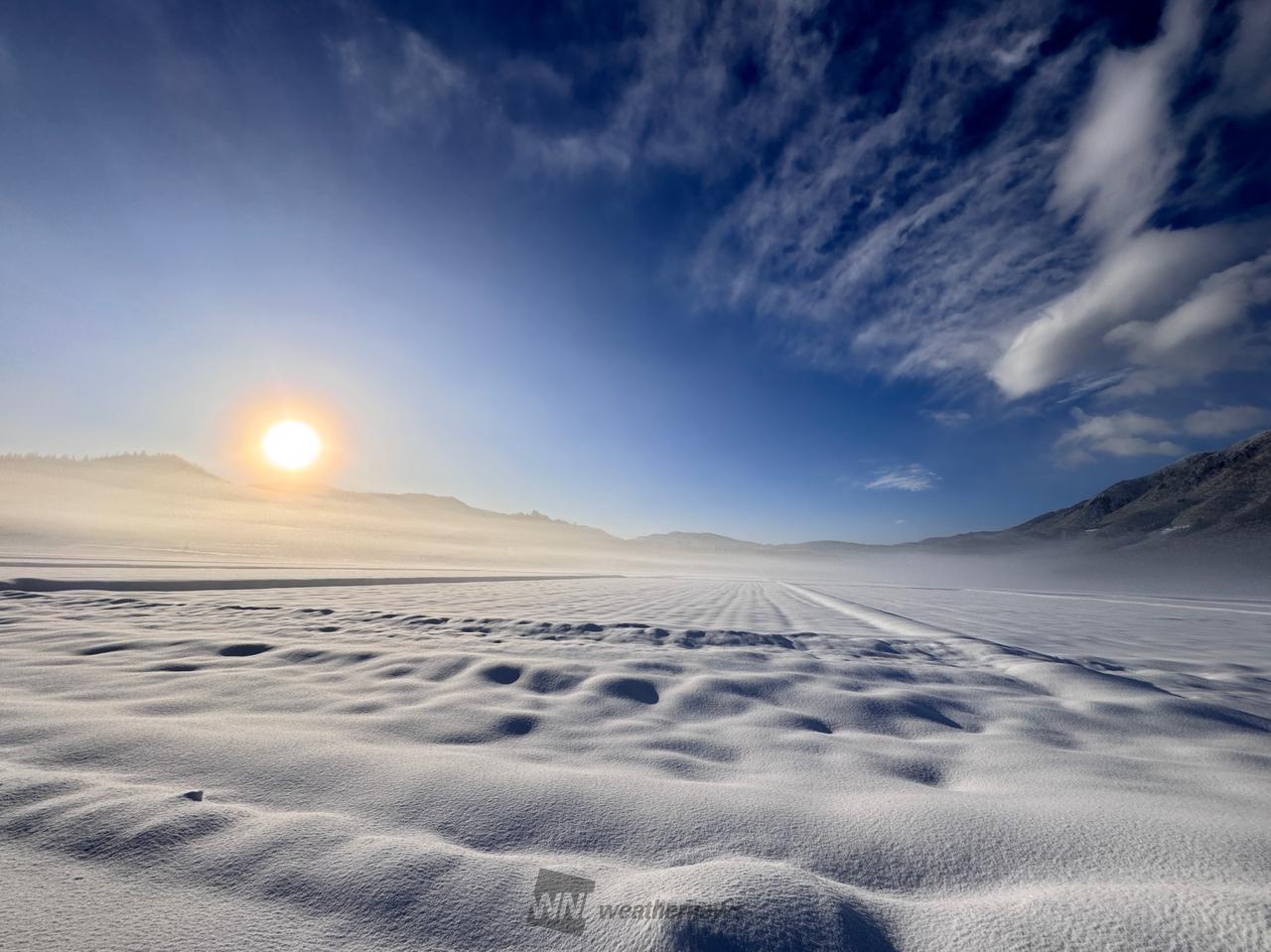 霧の彩雲が　綺麗...