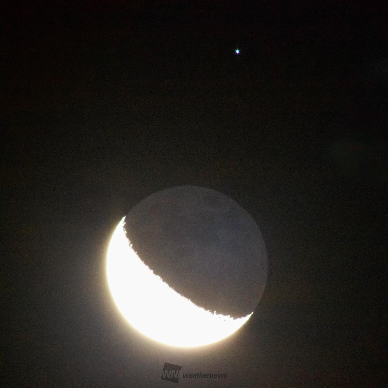 今日のお月様withスピカ 注目の空の写真 ウェザーニュース