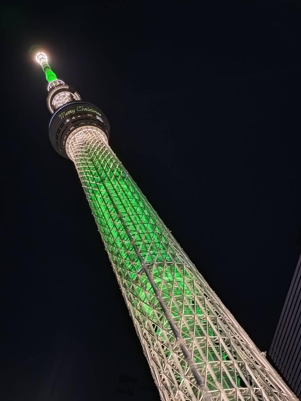 ご当地タワーもクリスマスカラーに🗼 注目の空の写真 ウェザーニュース