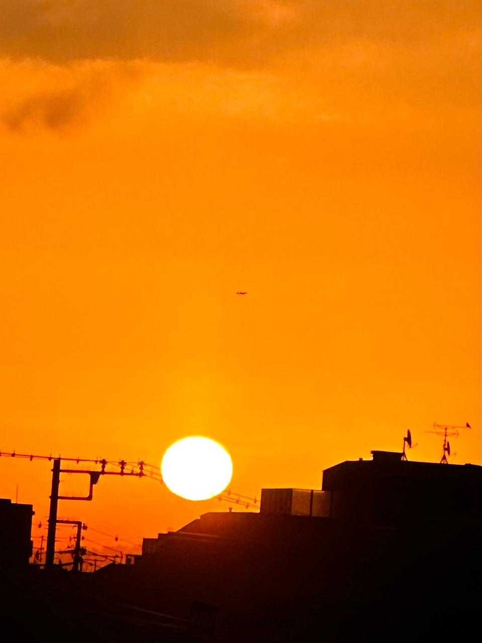 今日の日の出（12/28） 注目の空の写真 ウェザーニュース