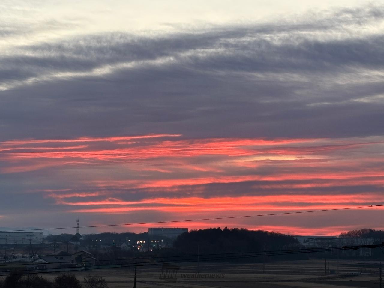 朝焼けに染まる雲 注目の空の写真 ウェザーニュース