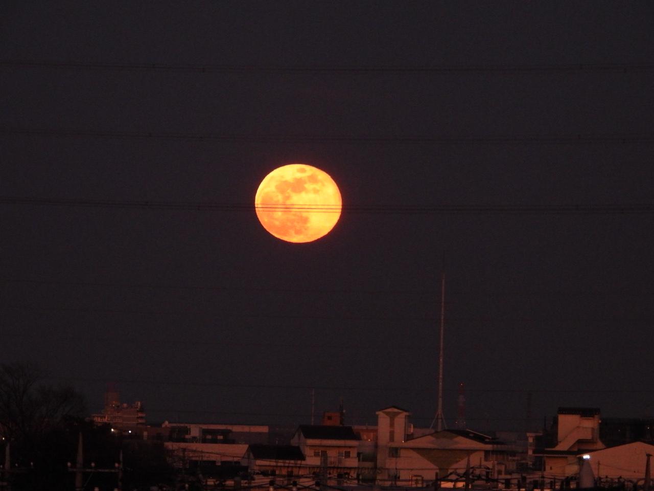 今年最初の満月 注目の空の写真 ウェザーニュース