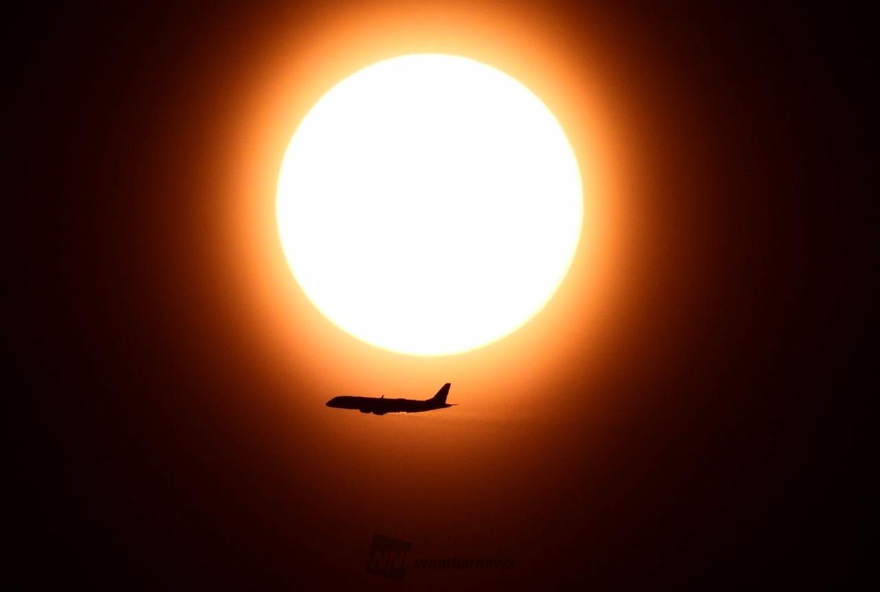 沈む夕日 注目の空の写真 ウェザーニュース