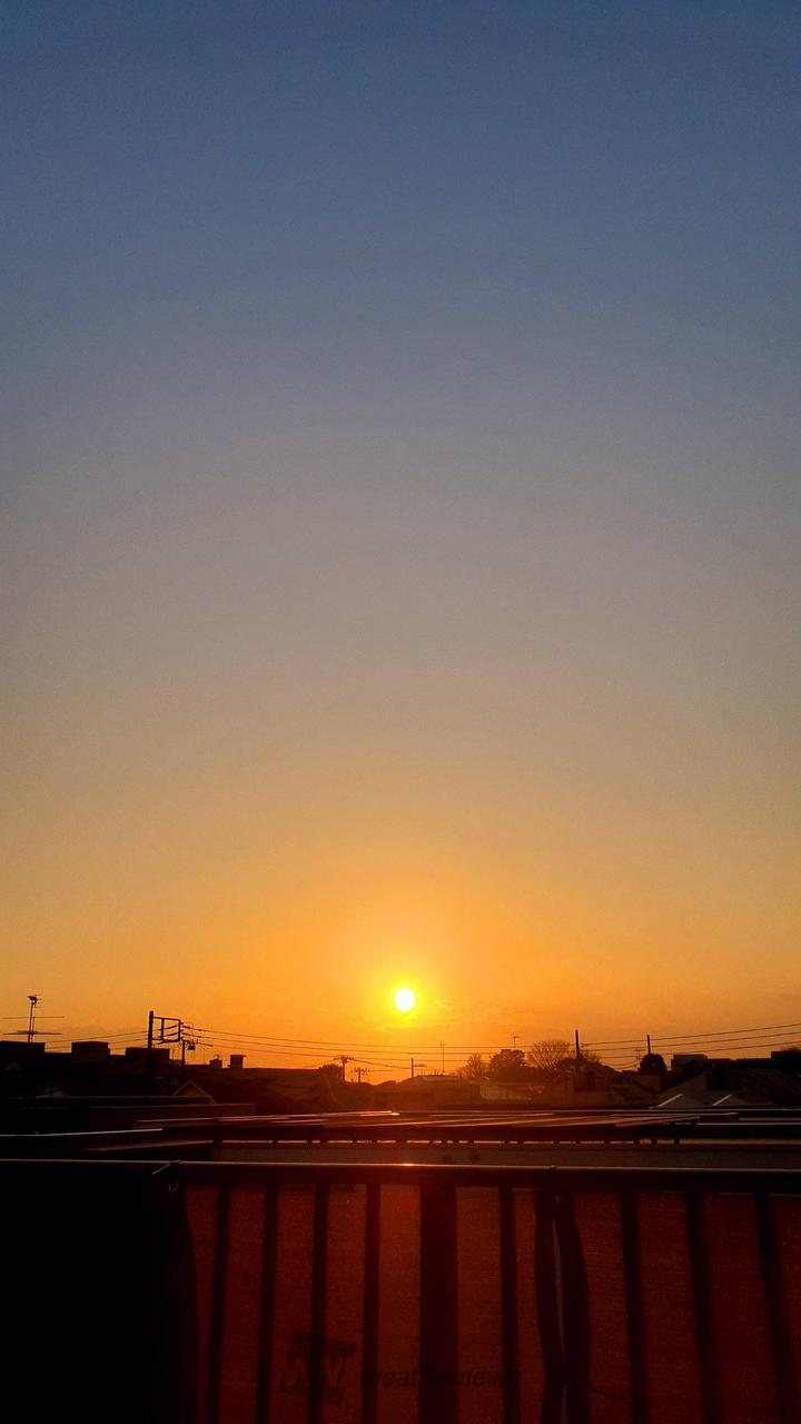 2月ラストの夕焼け 注目の空の写真 ウェザーニュース