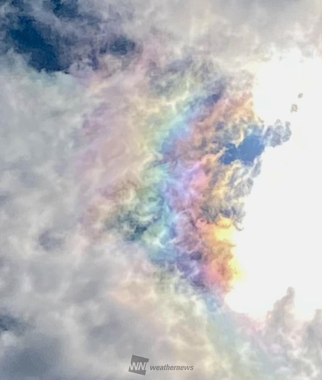 見たことある？虹色の雲 注目の空の写真 ウェザーニュース
