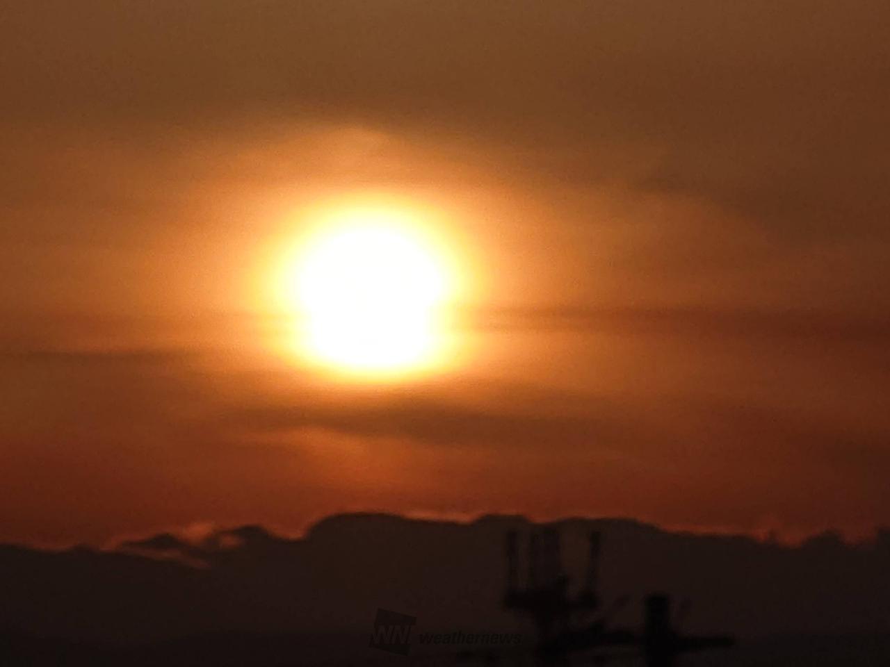 ぼんやりとした夕焼け空 注目の空の写真 ウェザーニュース