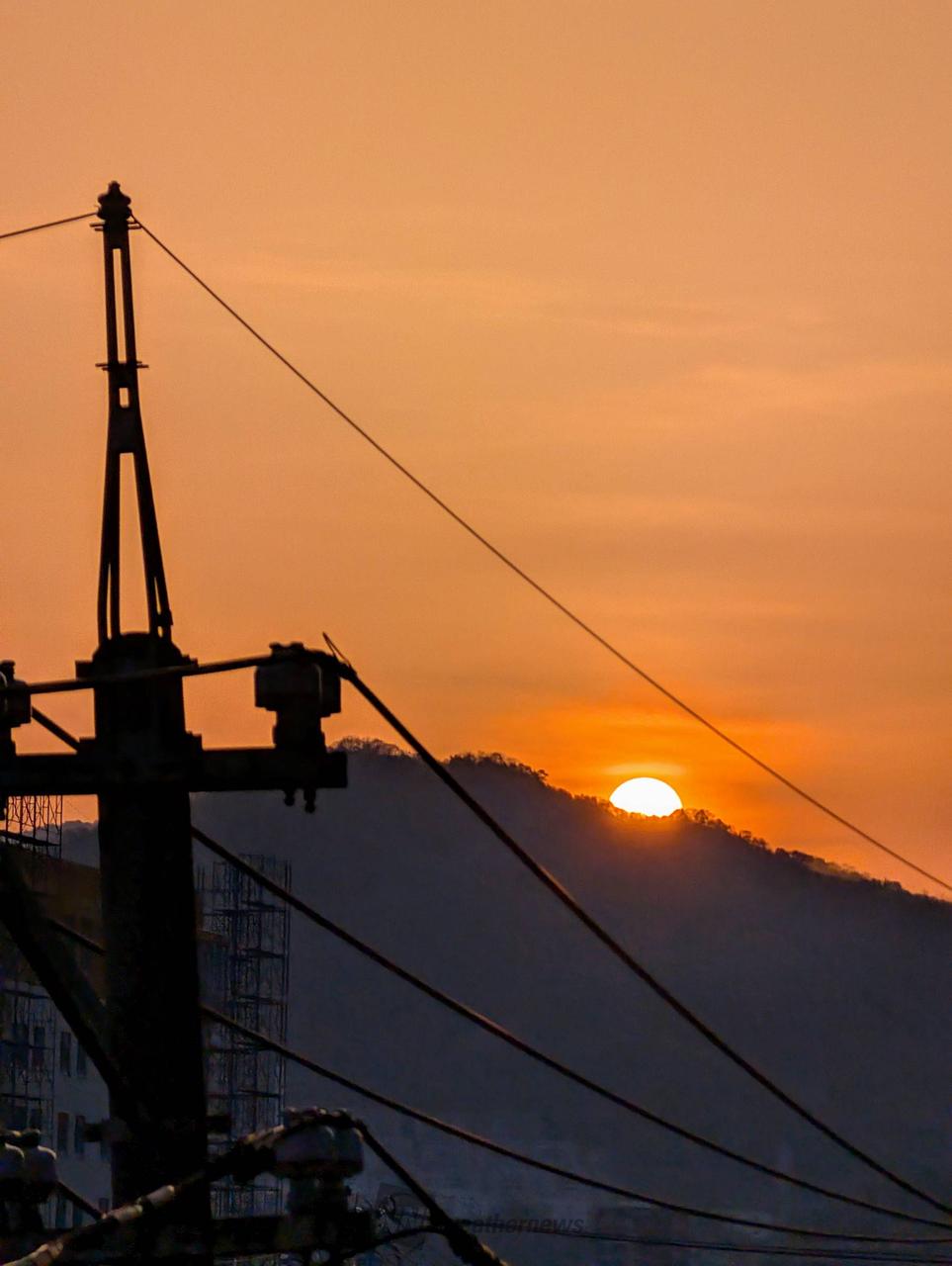 夕陽のお見送り🤗...