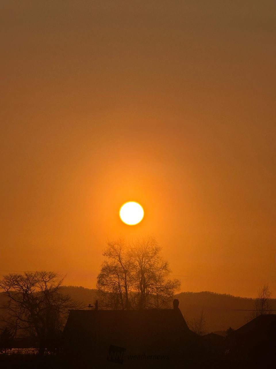 オレンジの夕焼け 注目の空の写真 ウェザーニュース