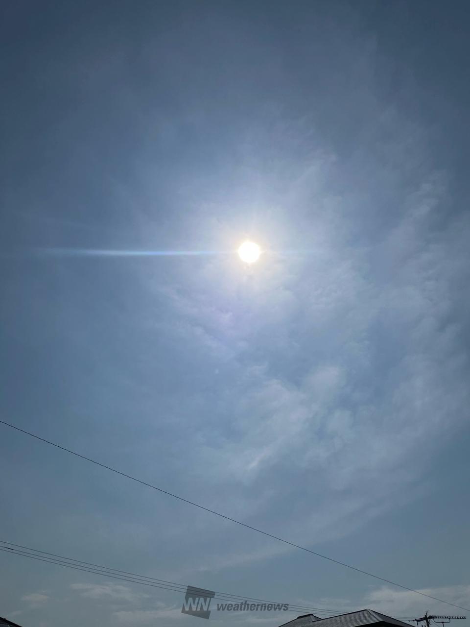 薄い雲☁️広がる空...