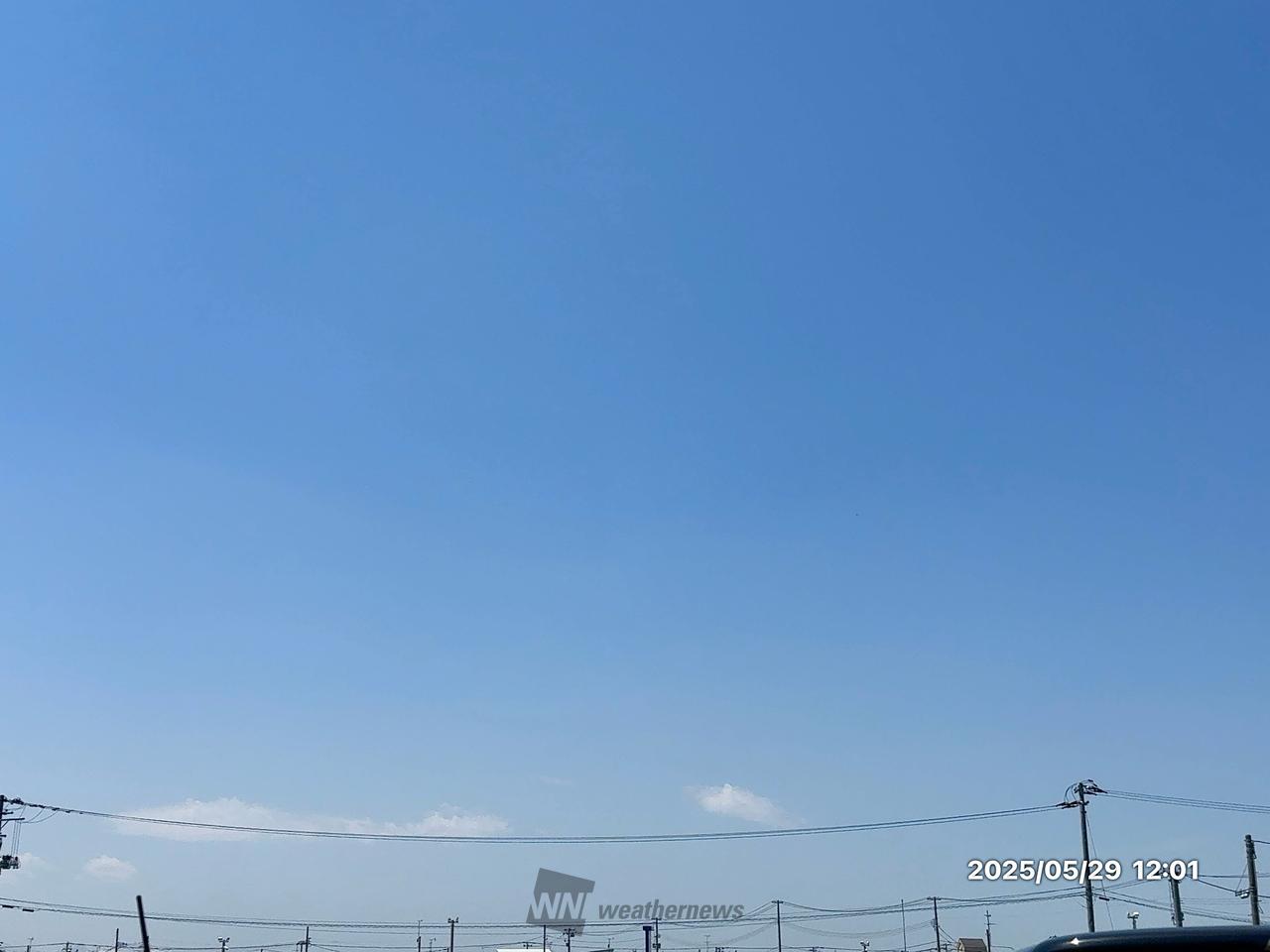 正午の空 青空広がってイイお天気です | 青森県上北郡おいらせ町