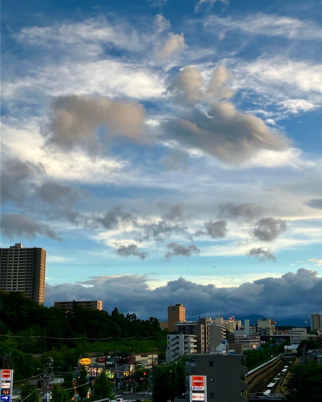 18時半の西の空✨...