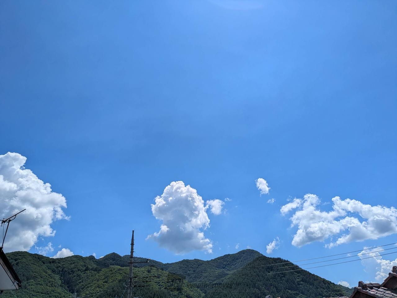 海のように青い空 注目の空の写真 ウェザーニュース