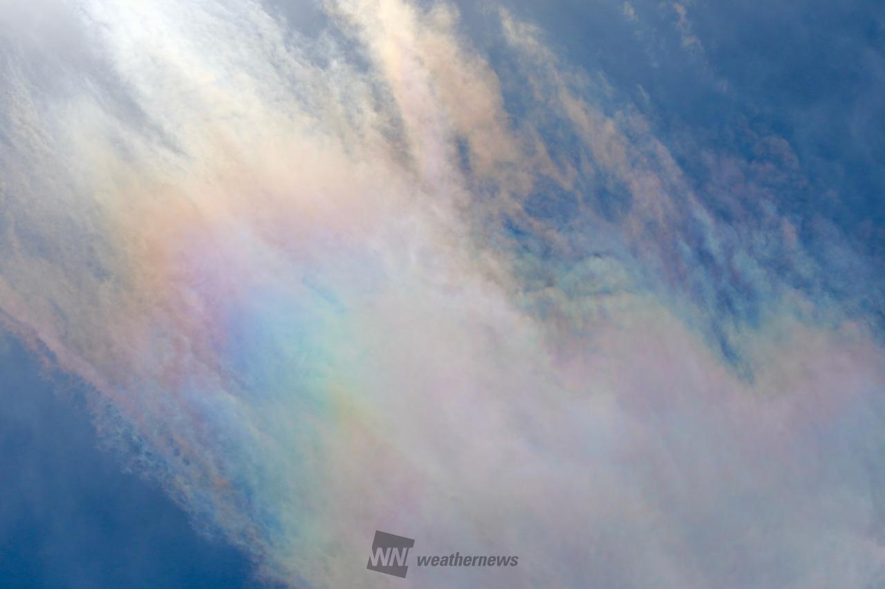 日差しが届いて虹色登場 注目の空の写真 ウェザーニュース