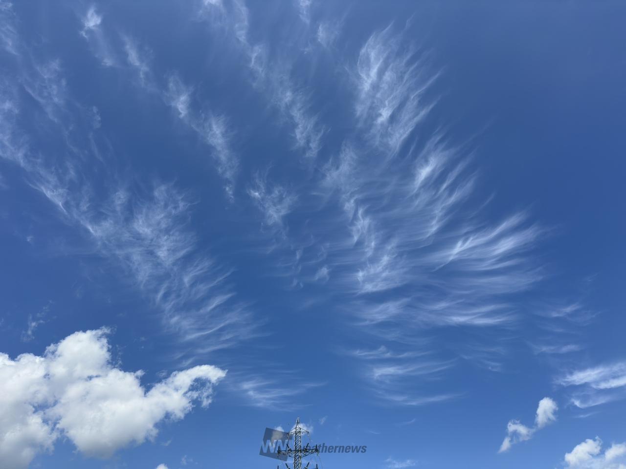 連休明けも青空 注目の空の写真 ウェザーニュース