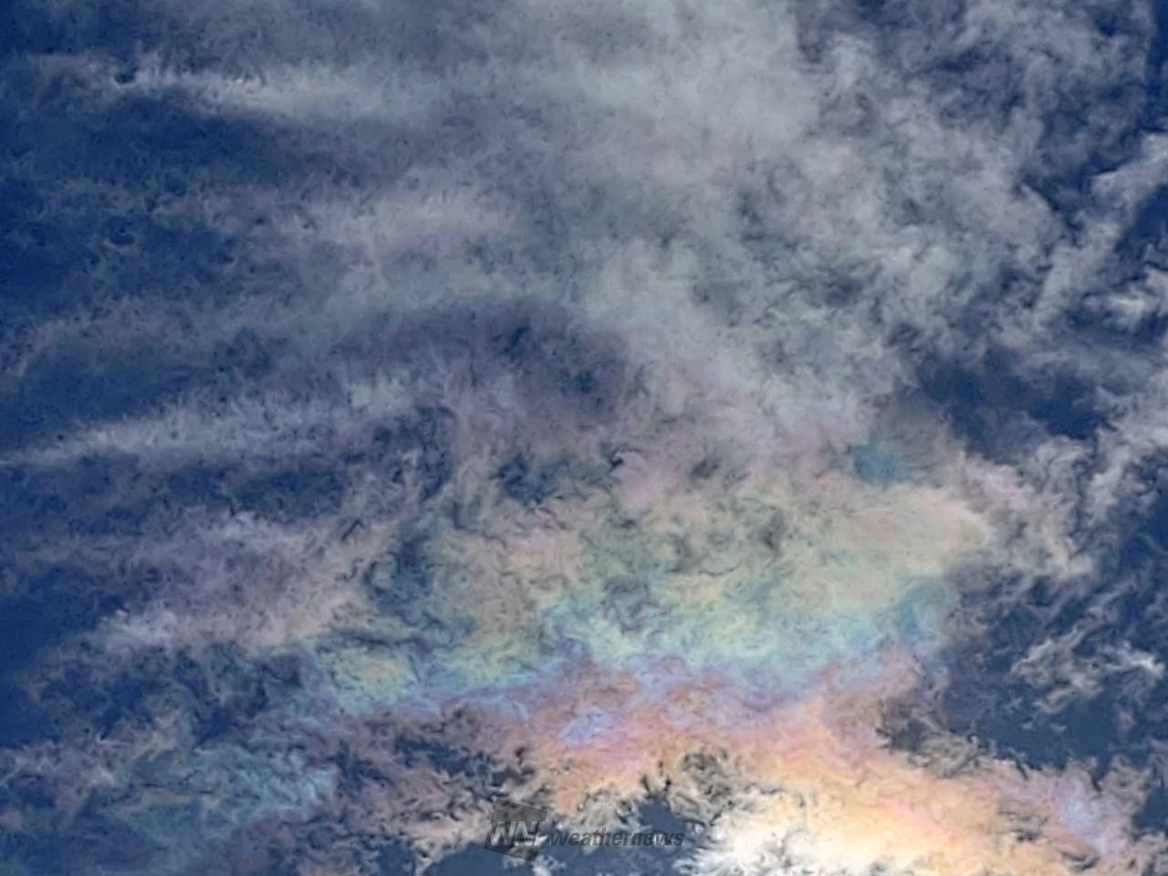虹色に染まる雲 注目の空の写真 ウェザーニュース