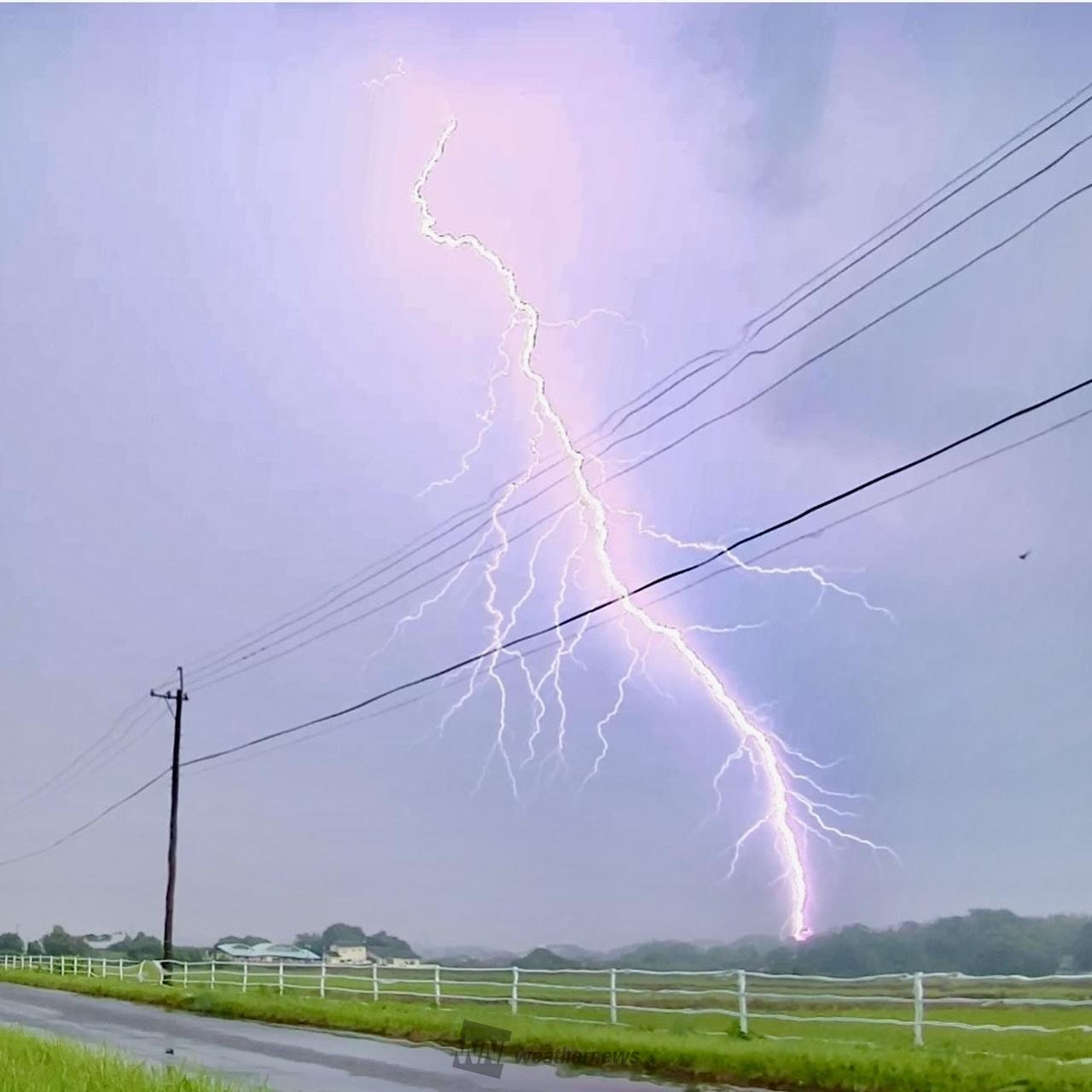 激しい雷雨に注意 注目の空の写真 ウェザーニュース