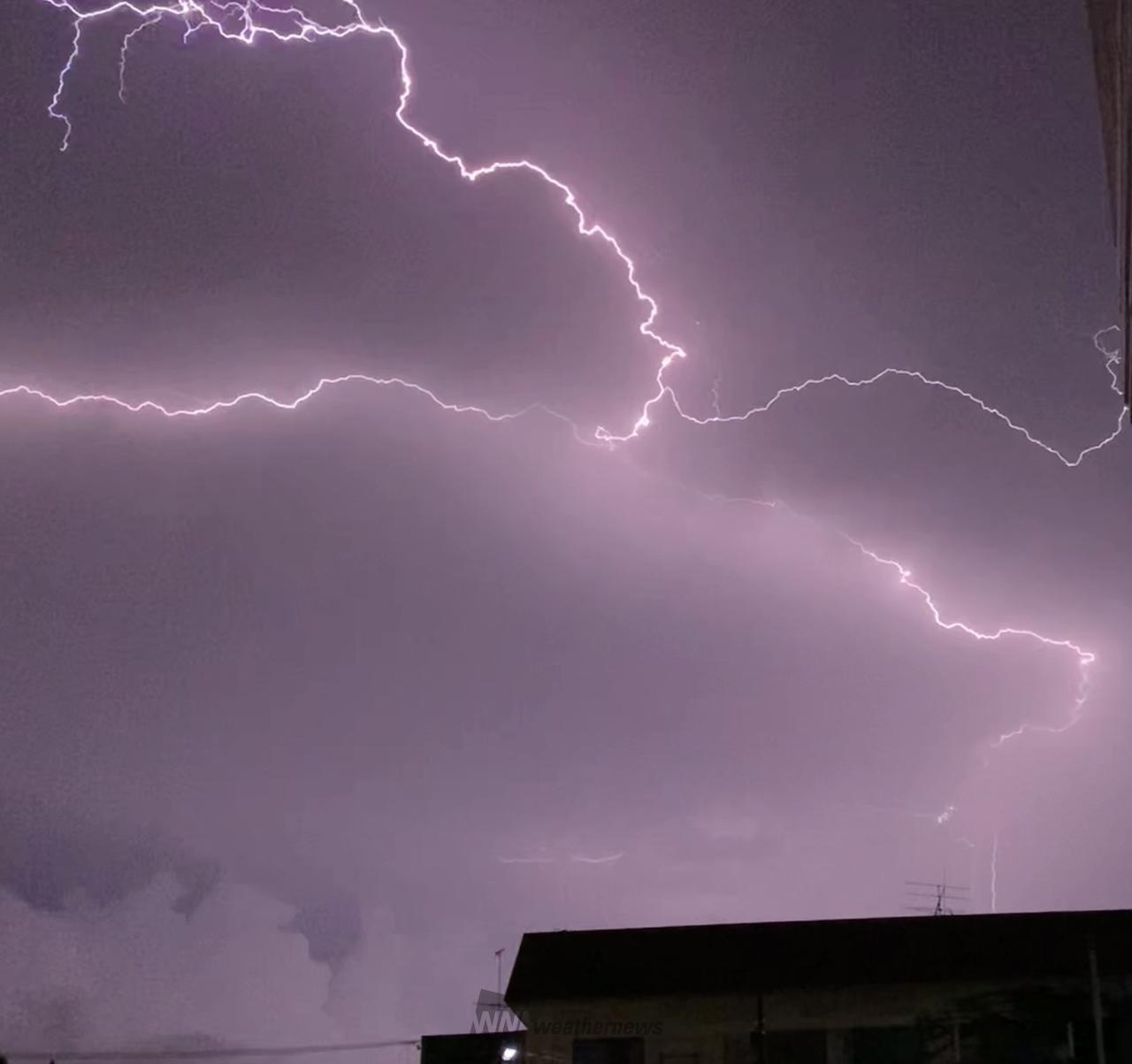 東京や埼玉でゲリラ雷雨 注目の空の写真 ウェザーニュース
