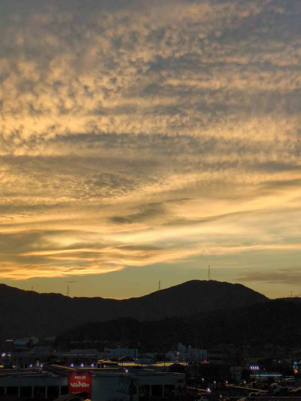 夕日・夕焼け 注目の空の写真 ウェザーニュース