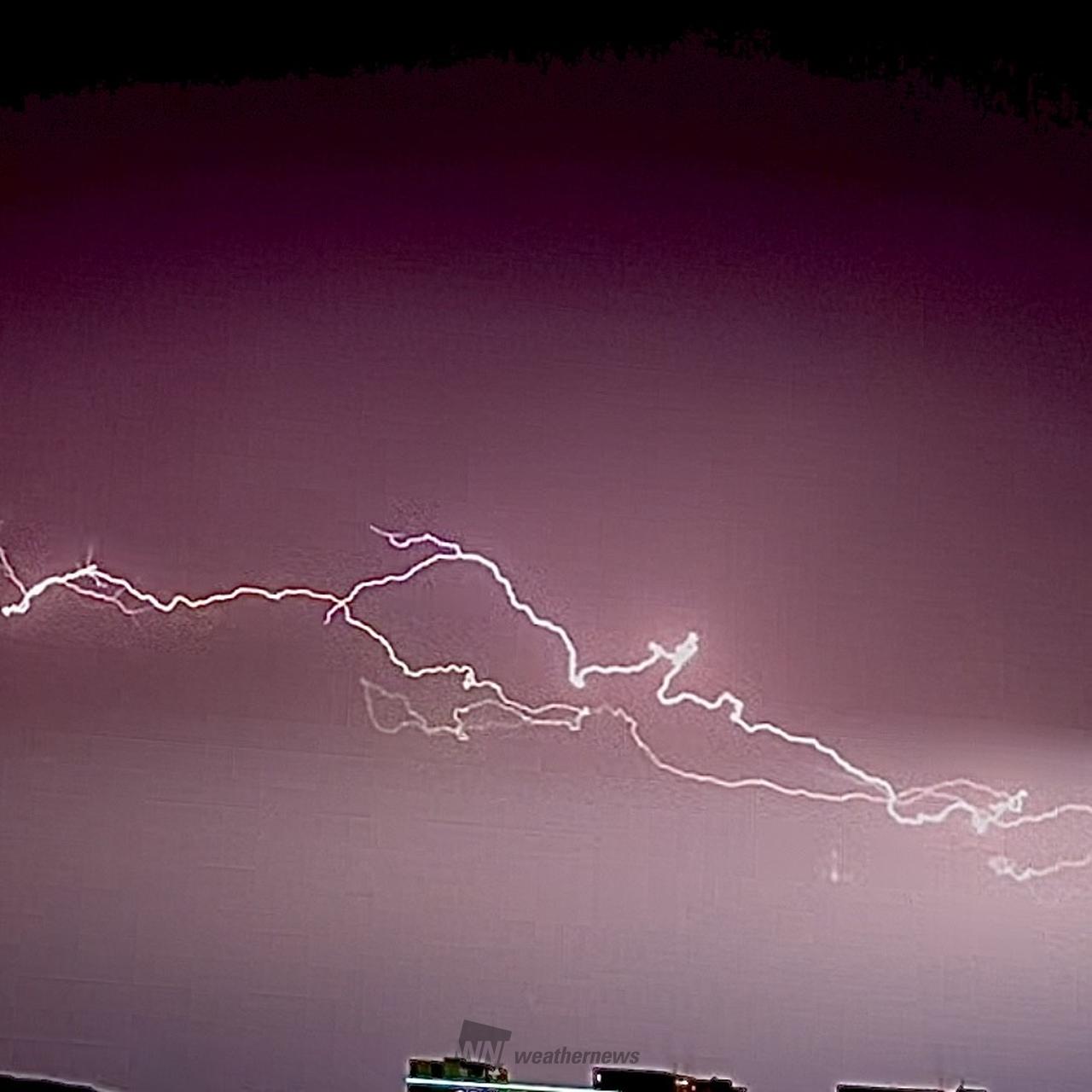 激しい雷雨に注意 注目の空の写真 ウェザーニュース