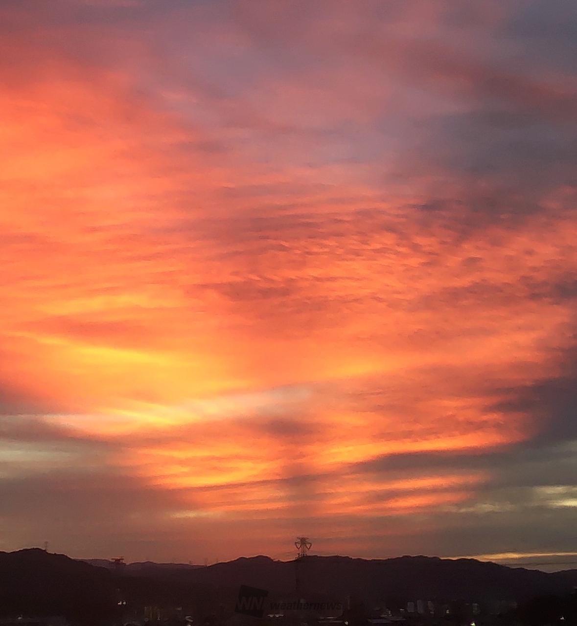 金曜日の夕焼け空 注目の空の写真 ウェザーニュース