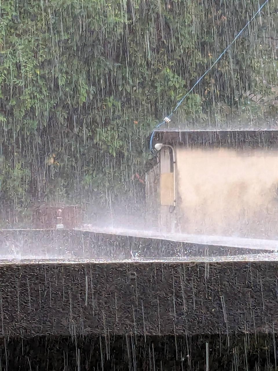 雨 北陸や西日本でも雨 注目の空の写真 ウェザーニュース