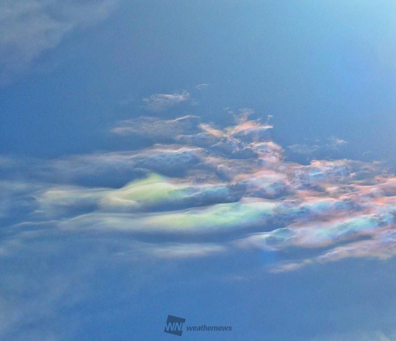 虹色に染まる雲 注目の空の写真 ウェザーニュース