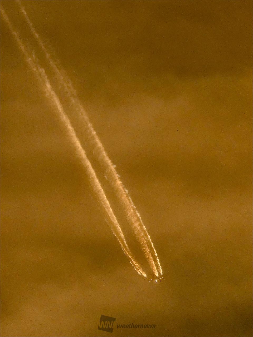 飛行機雲みっけ✈️ 注目の空の写真 ウェザーニュース