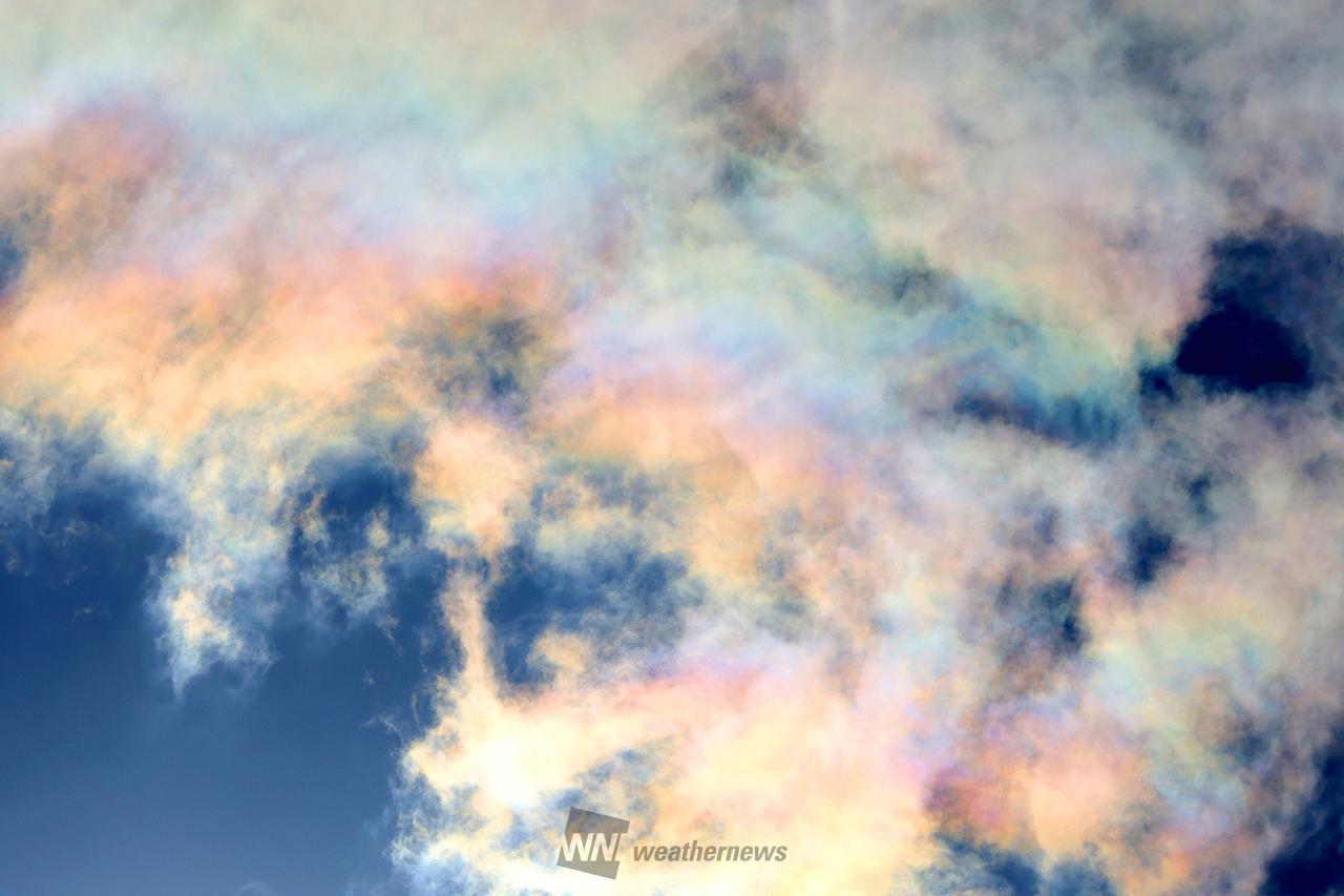 虹色に染まる雲 注目の空の写真 ウェザーニュース