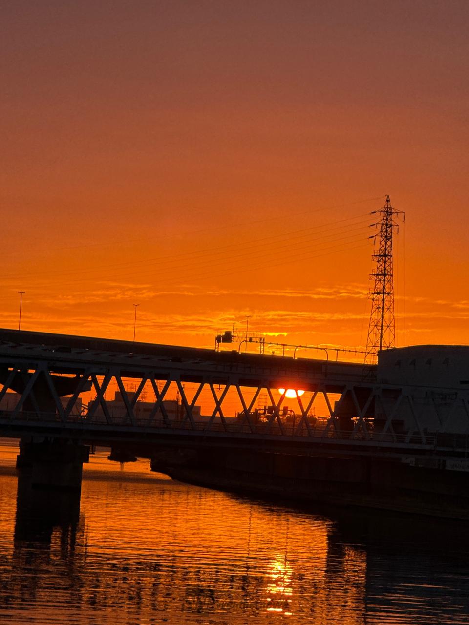 金曜日の夕焼け 注目の空の写真 ウェザーニュース