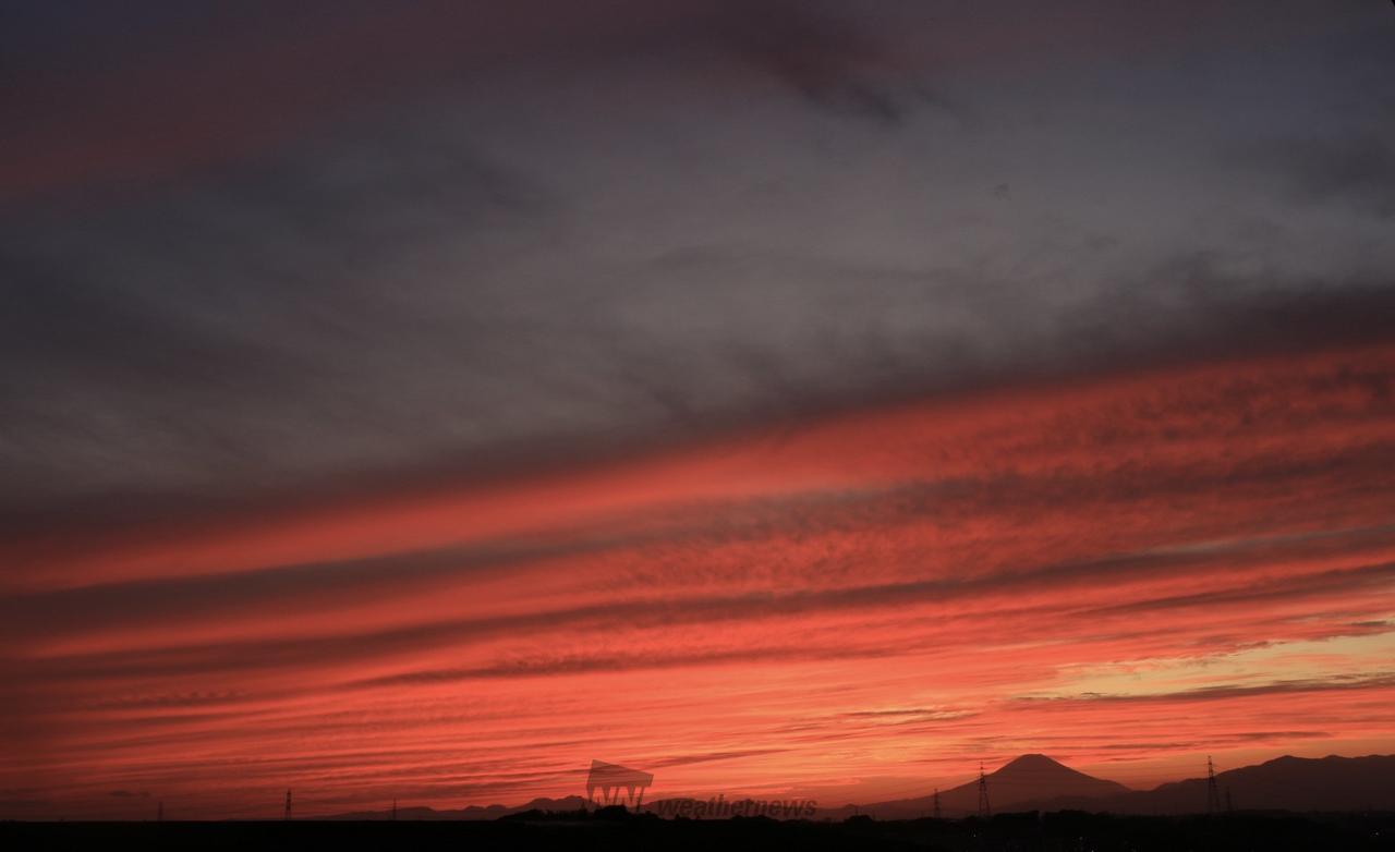 関東でしましまの夕焼け 注目の空の写真 ウェザーニュース