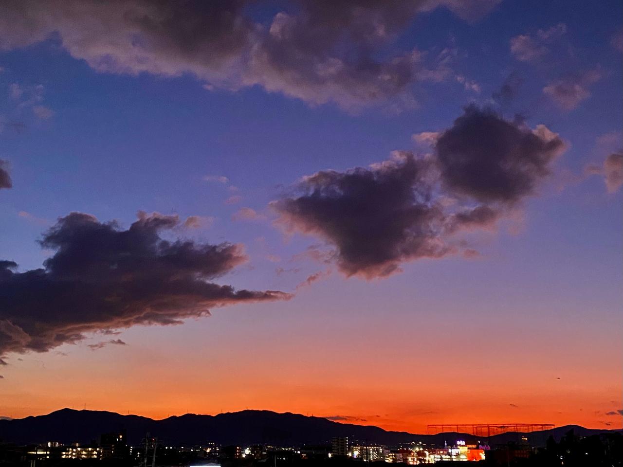 連休初日の夕焼けタイム 注目の空の写真 ウェザーニュース