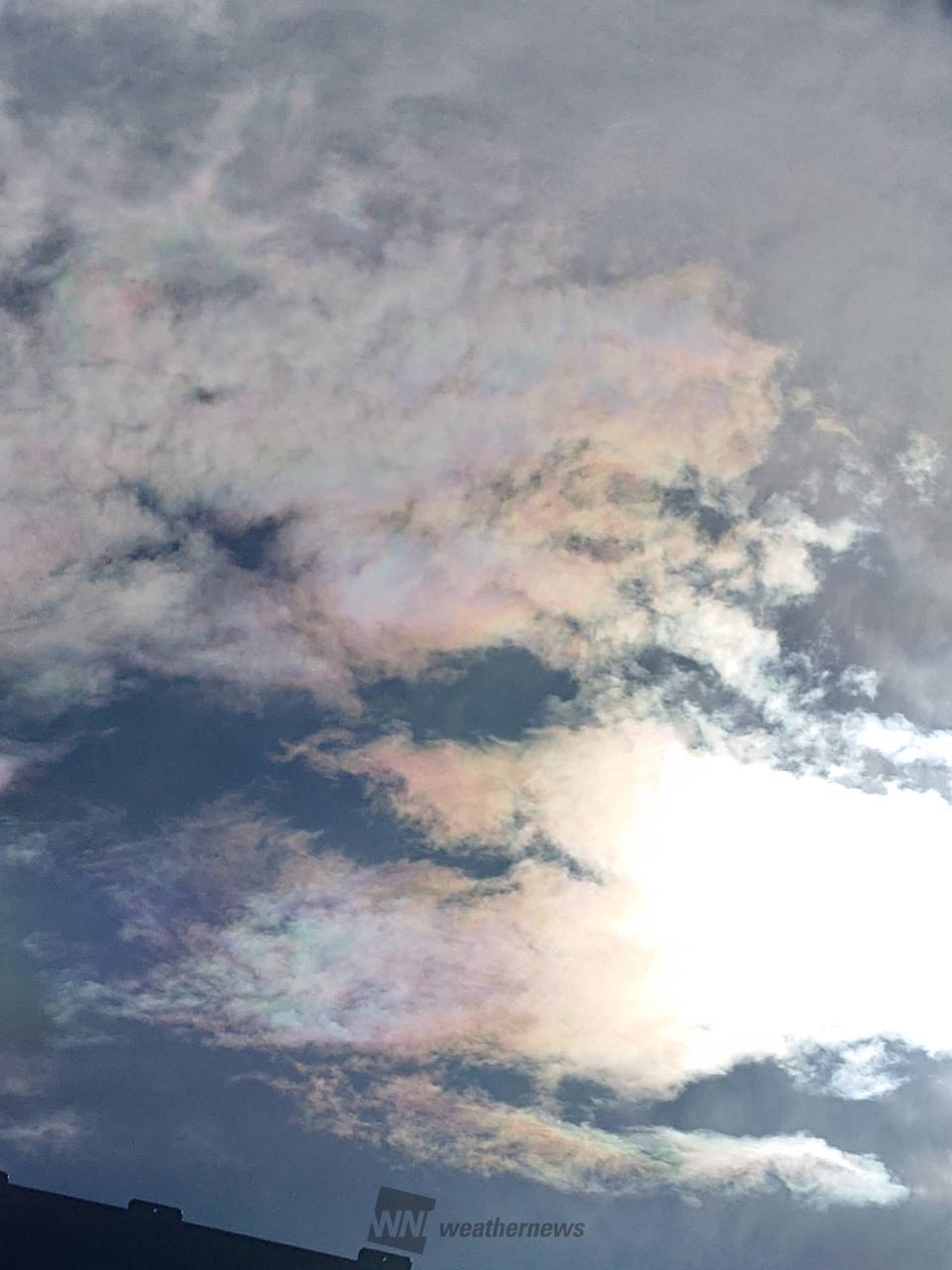 虹色に染まる雲 注目の空の写真 ウェザーニュース