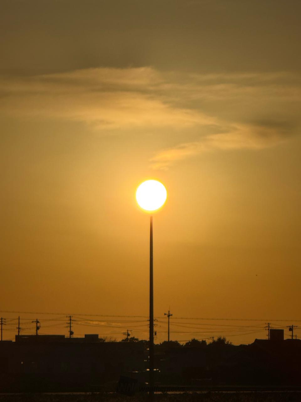 穏やかな夕陽・夕焼け 注目の空の写真 ウェザーニュース