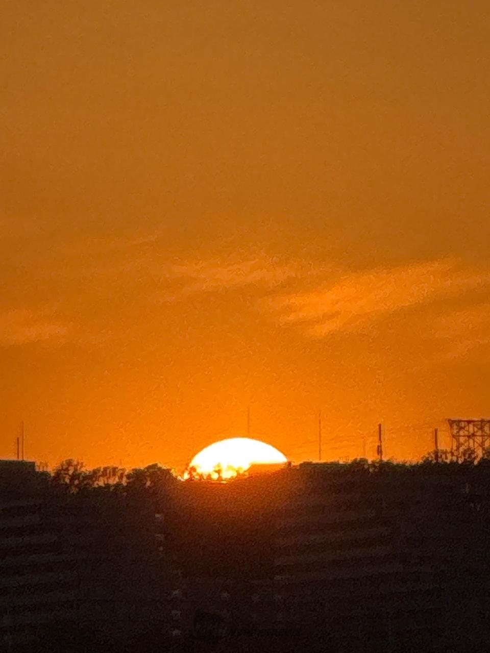 二十四節気「立冬」の夕焼け 注目の空の写真 ウェザーニュース