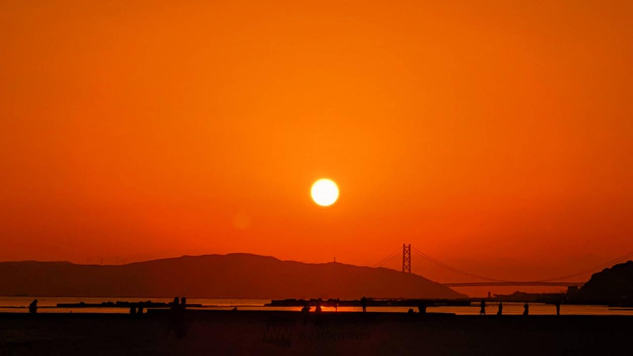 二十四節気「立冬」の夕焼け 注目の空の写真 ウェザーニュース