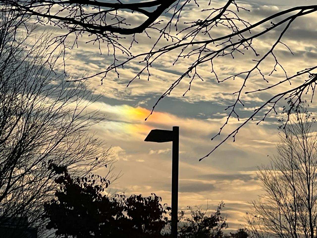 彩雲や幻日🌈 注目の空の写真 ウェザーニュース