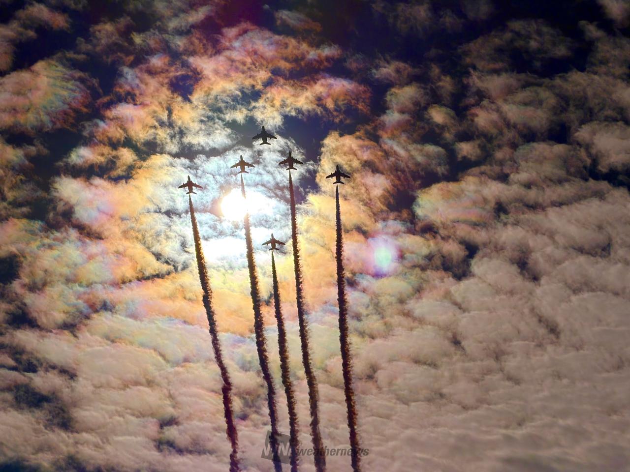 福島の空を舞うブルーインパルス 注目の空の写真 ウェザーニュース