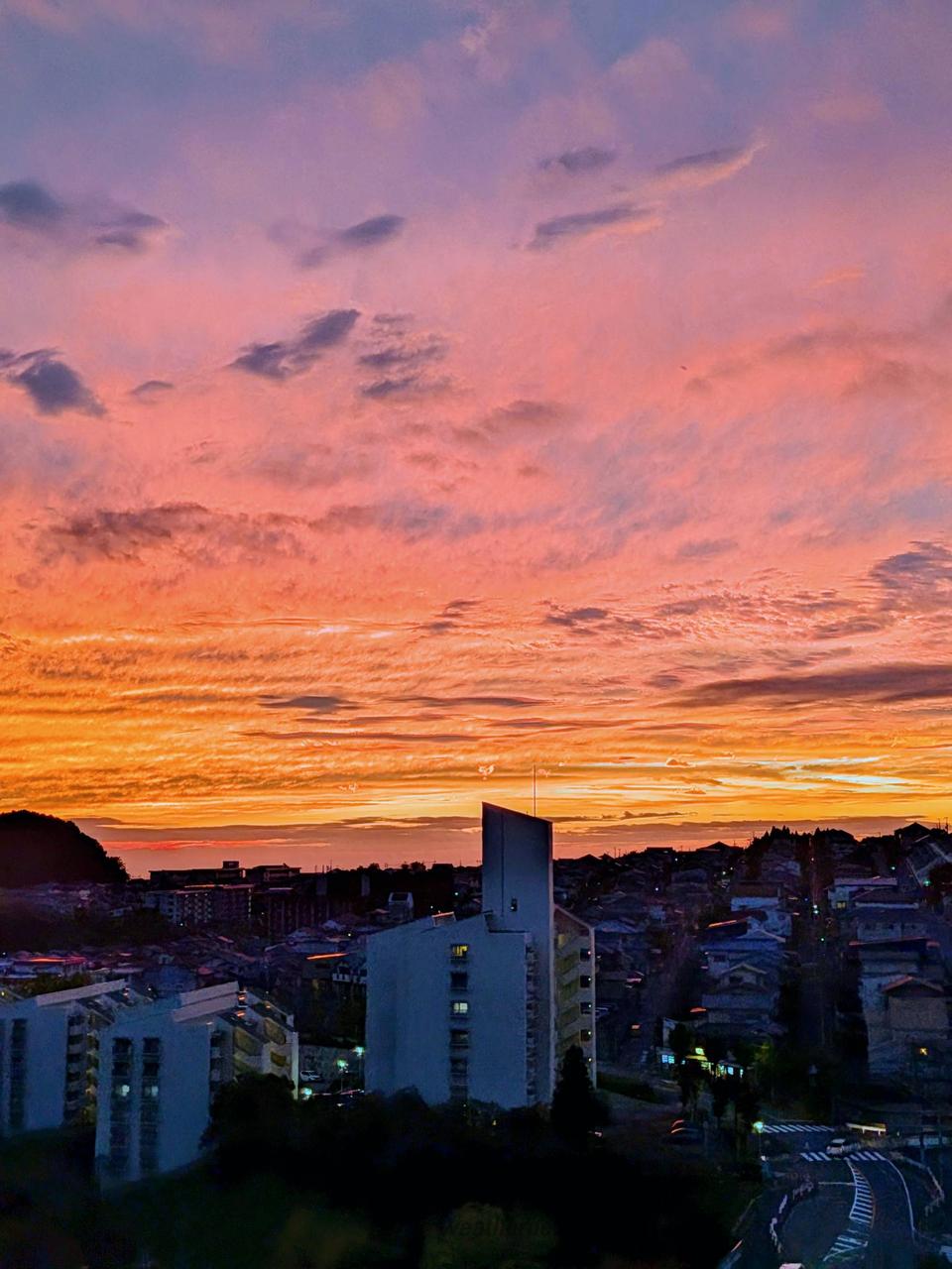 連休前の夕焼け 注目の空の写真 ウェザーニュース