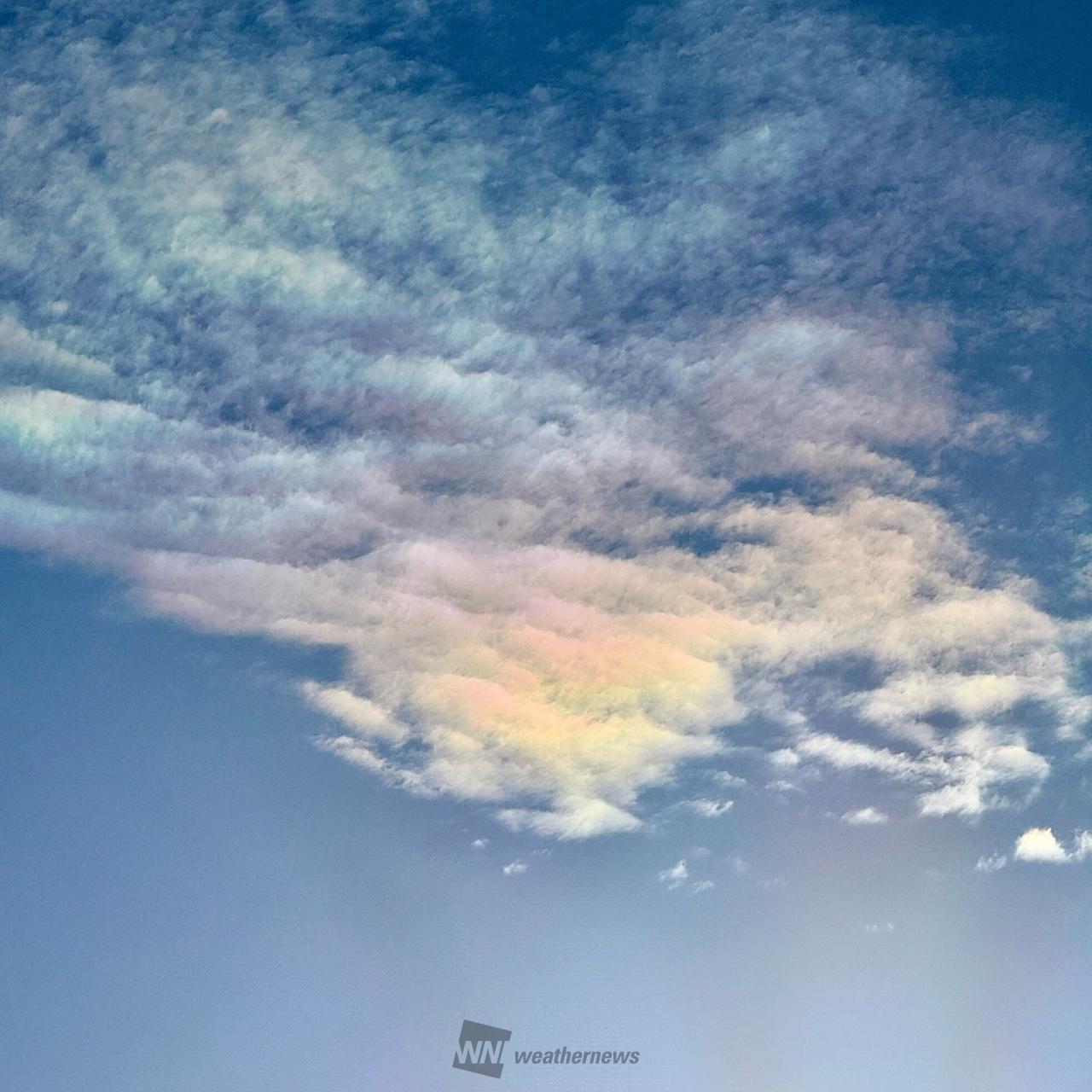 虹色の雲「彩雲」 注目の空の写真 ウェザーニュース