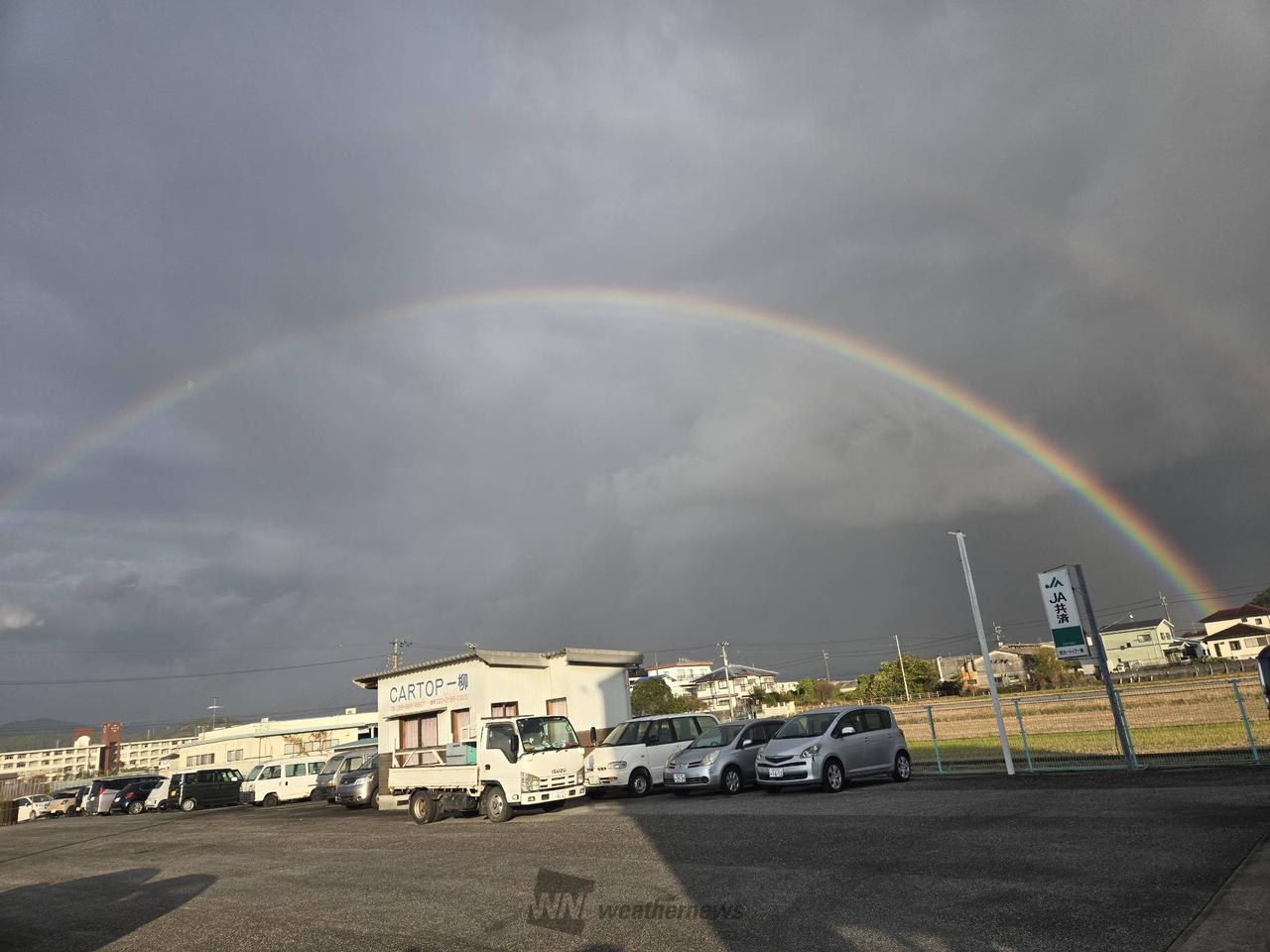 突然の雨と虹 注目の空の写真 ウェザーニュース
