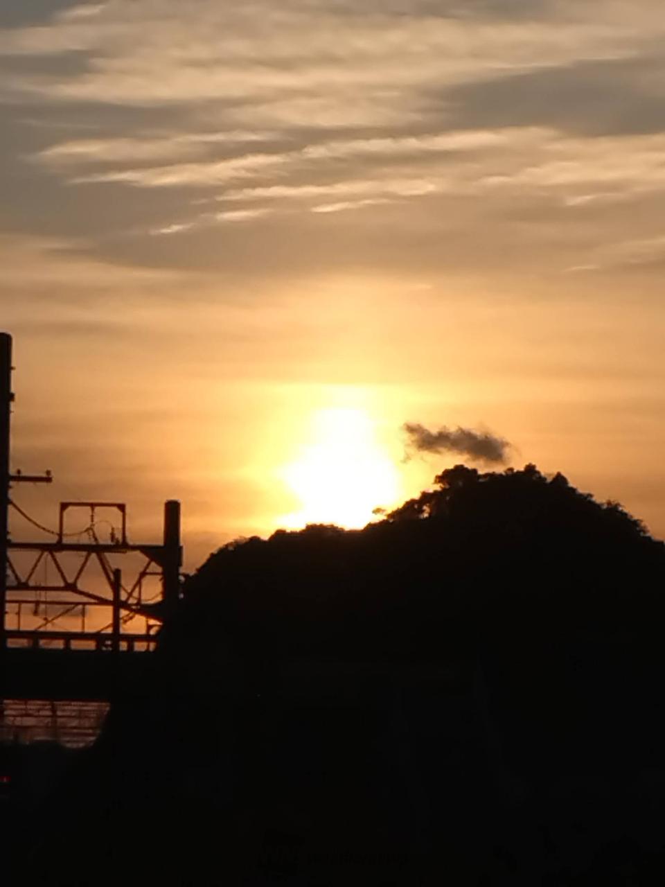 12月最初の夕焼けtime 注目の空の写真 ウェザーニュース