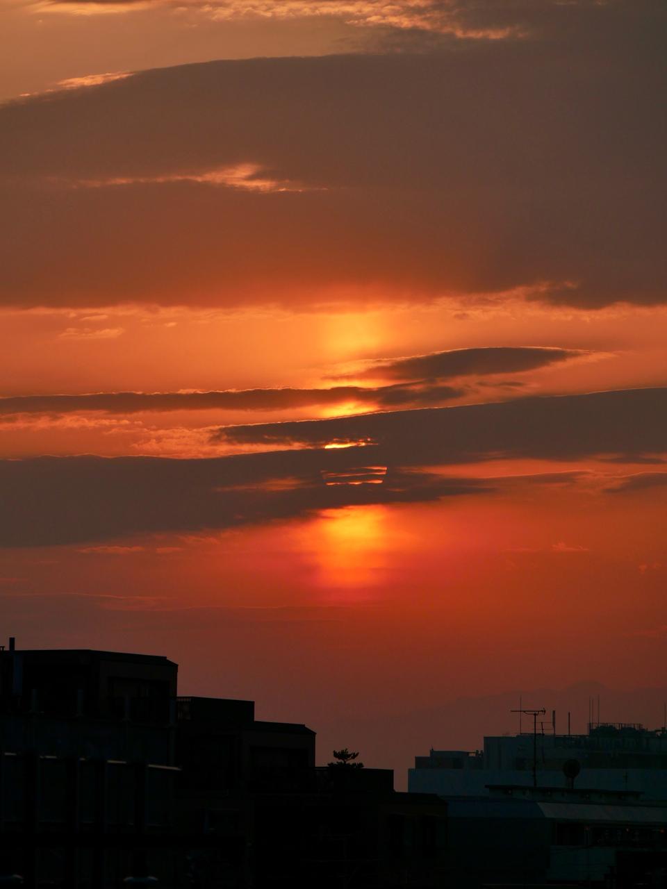 夕焼け・サンピラー 注目の空の写真 ウェザーニュース