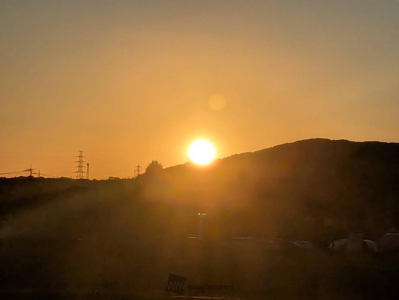 師走最初の金曜日の夕焼け 注目の空の写真 ウェザーニュース