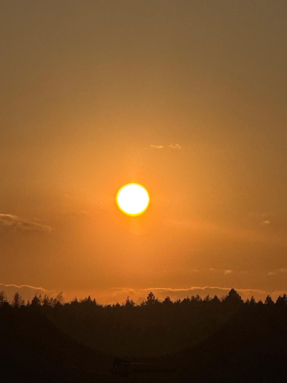 柔らかなカラーの夕焼け 注目の空の写真 ウェザーニュース
